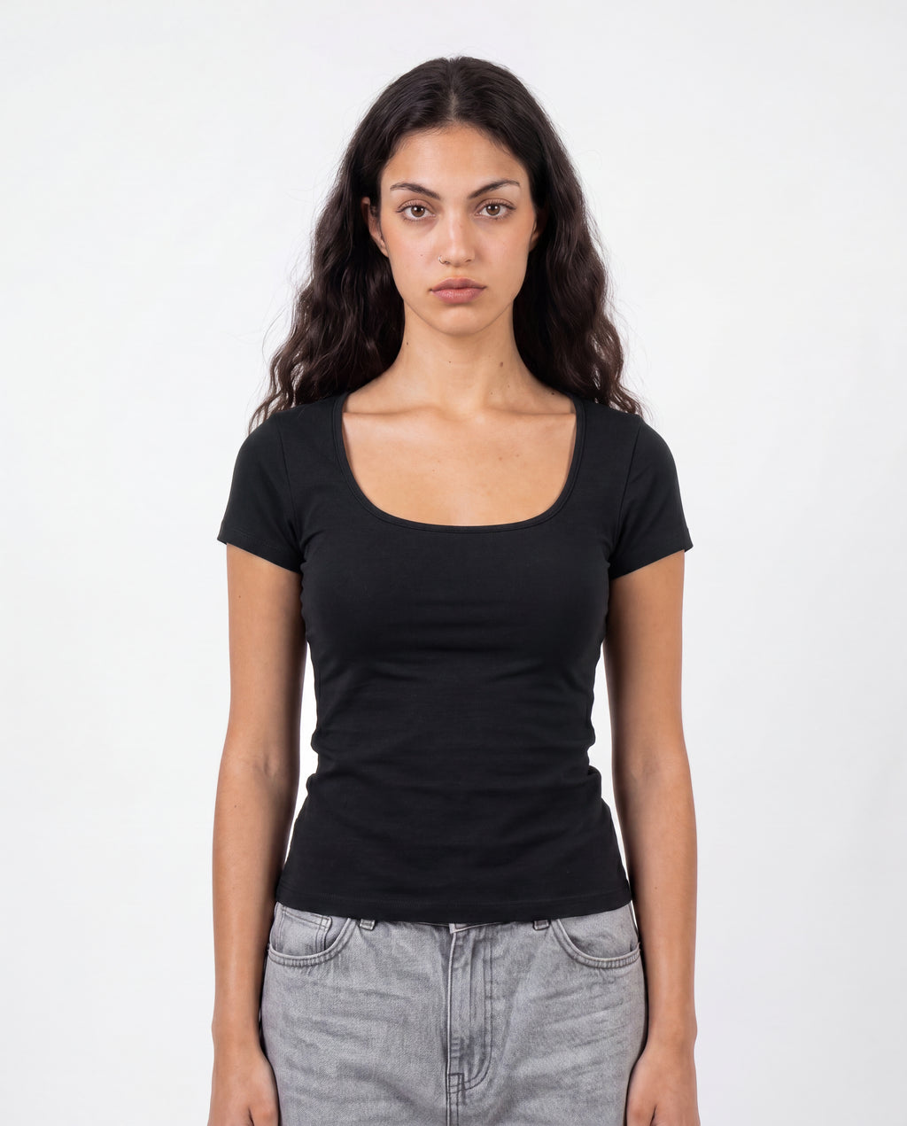 BASIC BLACK SQUARE TOP