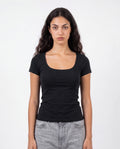 BASIC BLACK SQUARE TOP