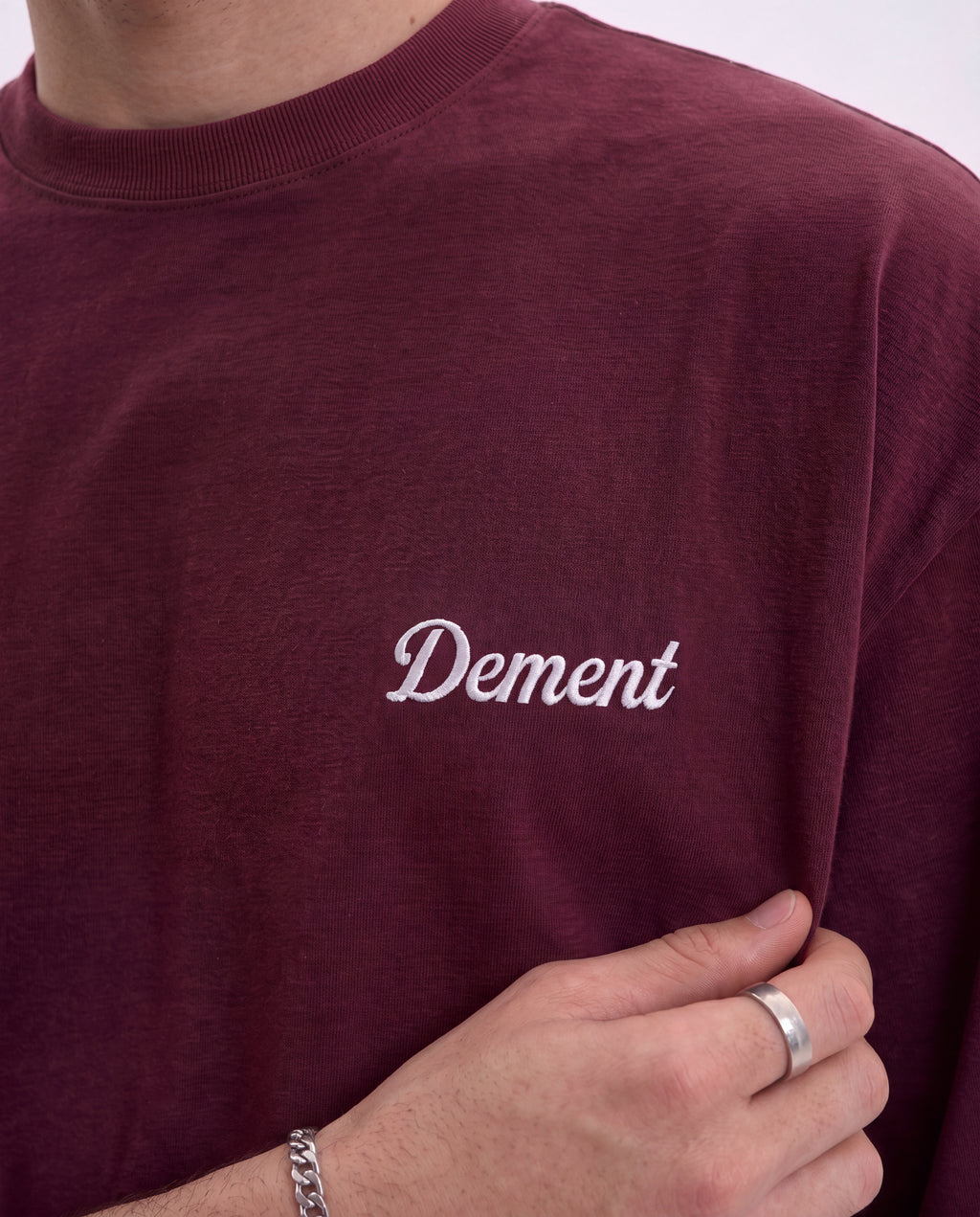 SIGNATURE BURGUNDY TSHIRT