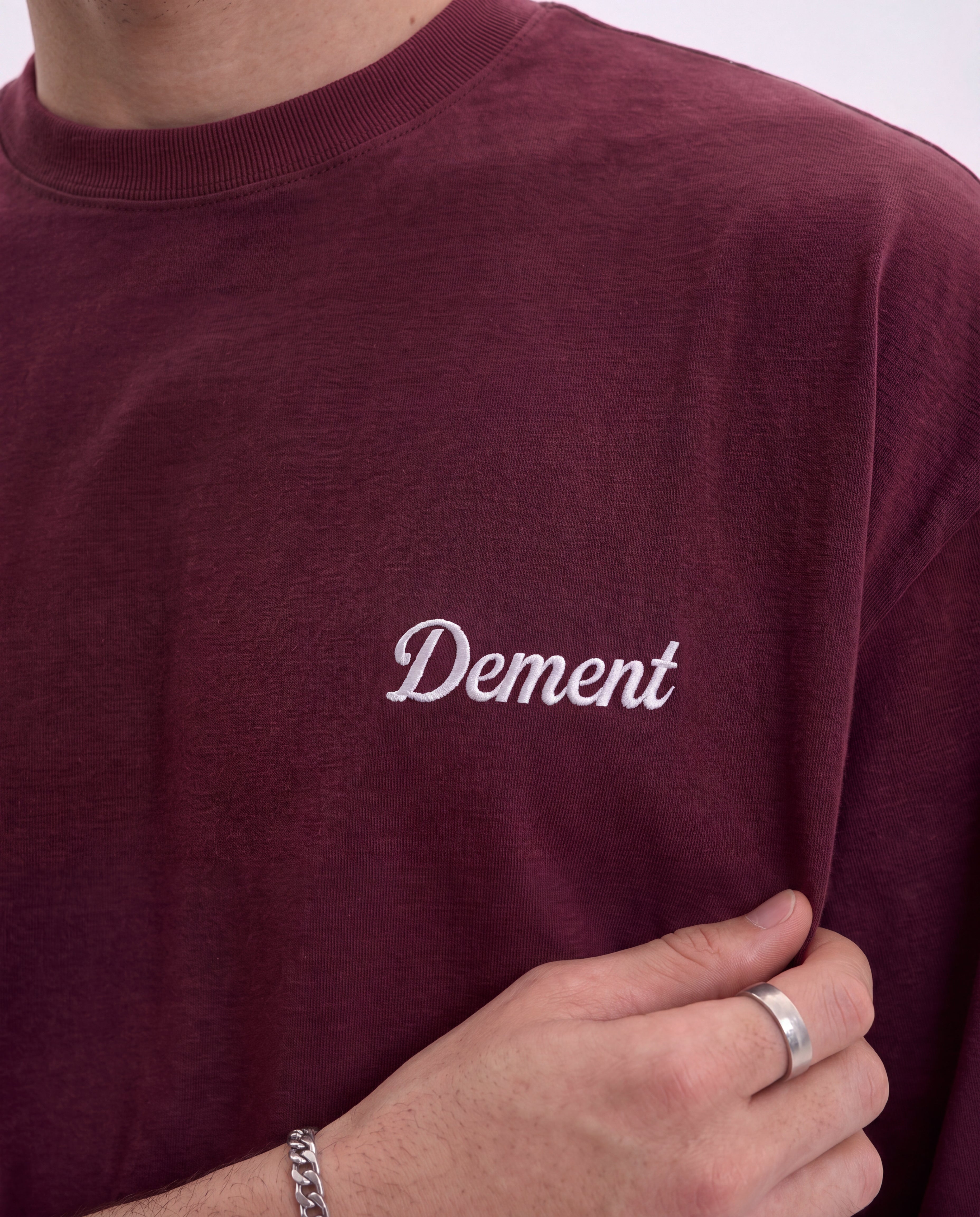 SIGNATURE BURGUNDY TSHIRT